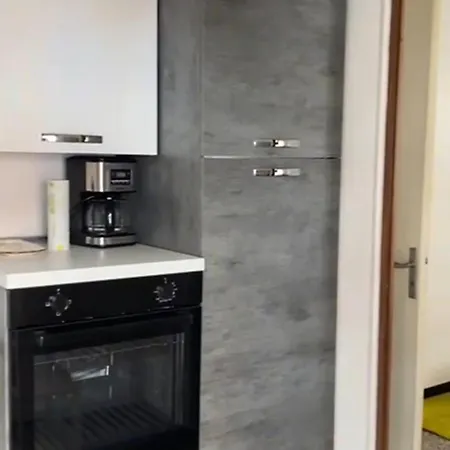 Apartment Feel At Away From Alessandria